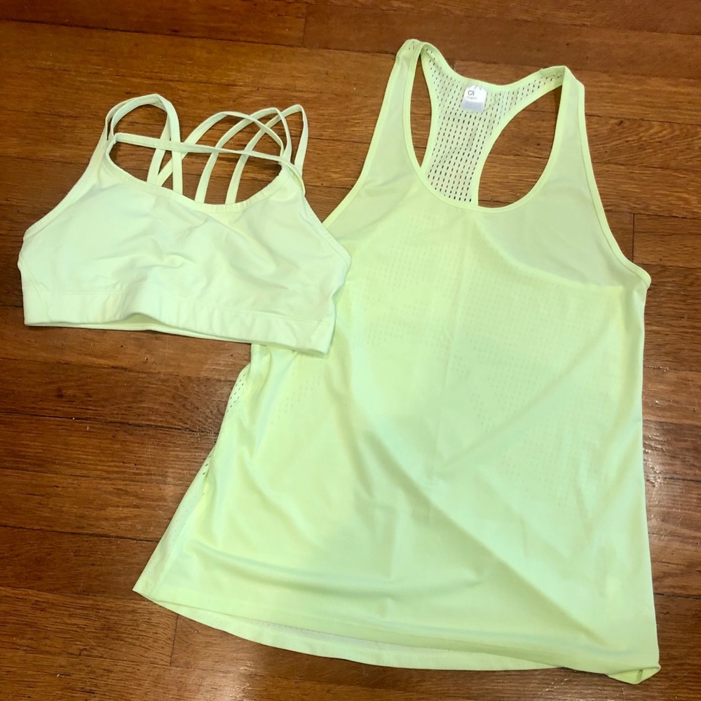 NWOT! GAP FIT matching top & bra | size SMALL